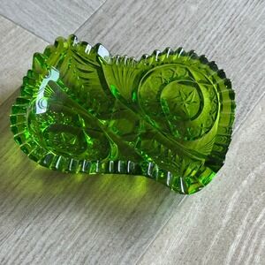Emerald Green Cut Glass Sawtooth Edge Candy Dish Tray Trinket Bowl Vintage Decor